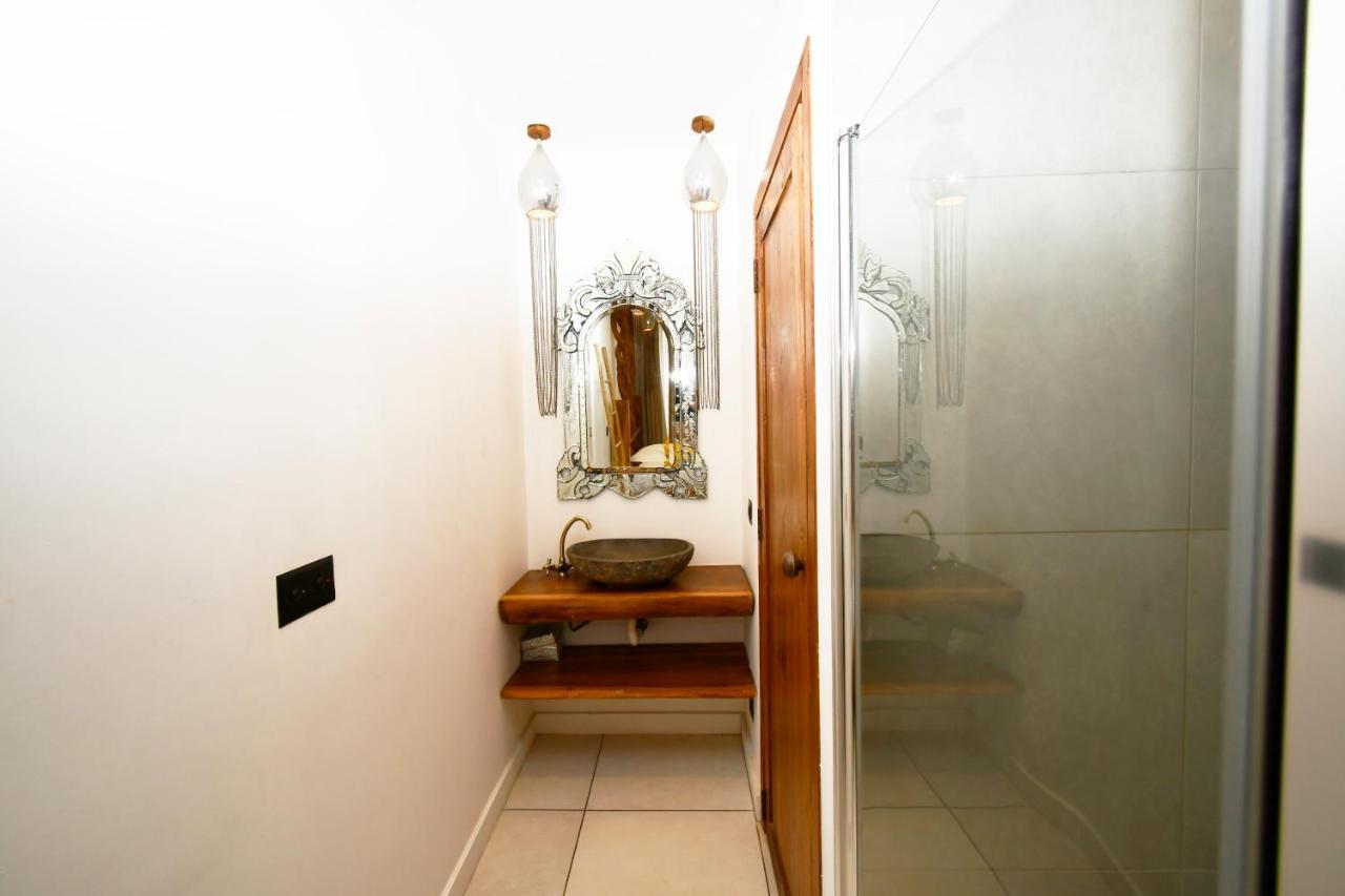 Design Yourhosthelper Cannes Exteriör bild